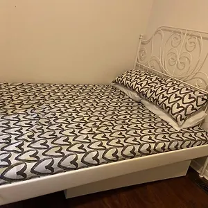 Budget Triple With En Bathroom 36a Guest house