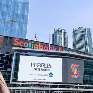 Beautiful Modern Luxurious Scotiabank Arena Aparthotel