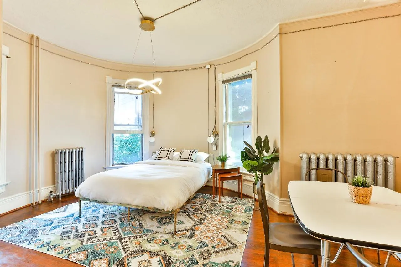 Zenboutique - Victorian Mansion Aparthotel Toronto Canada